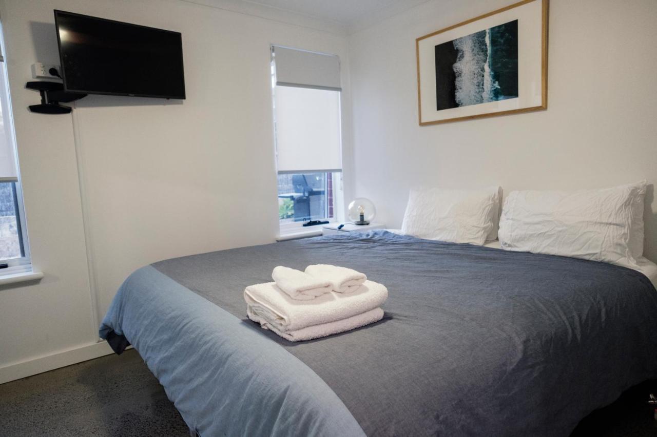 Fortytwo - Oceanside Retreat บัสเซลตัน ภายนอก รูปภาพ