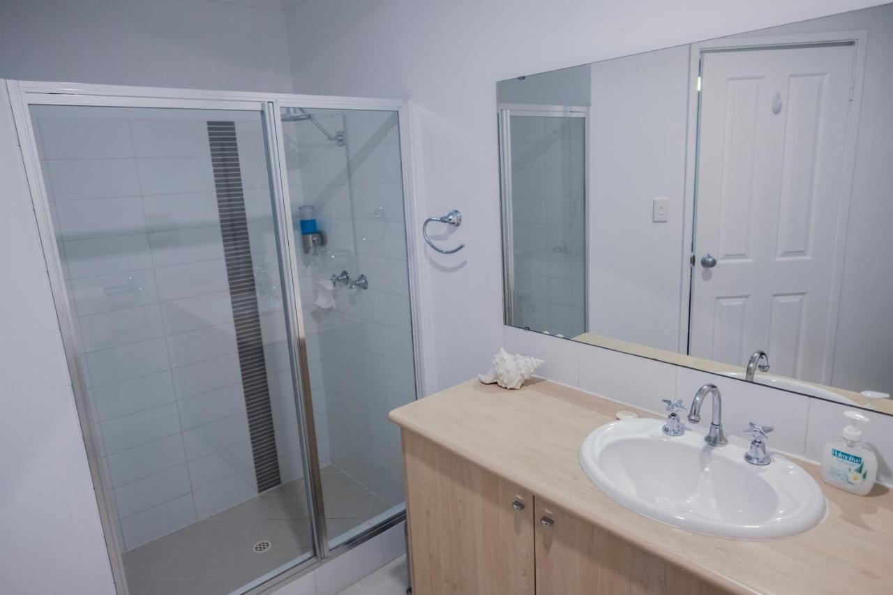 Fortytwo - Oceanside Retreat บัสเซลตัน ภายนอก รูปภาพ